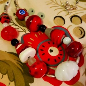 Artisan Venetian Flamework Glass Bead Necklace.